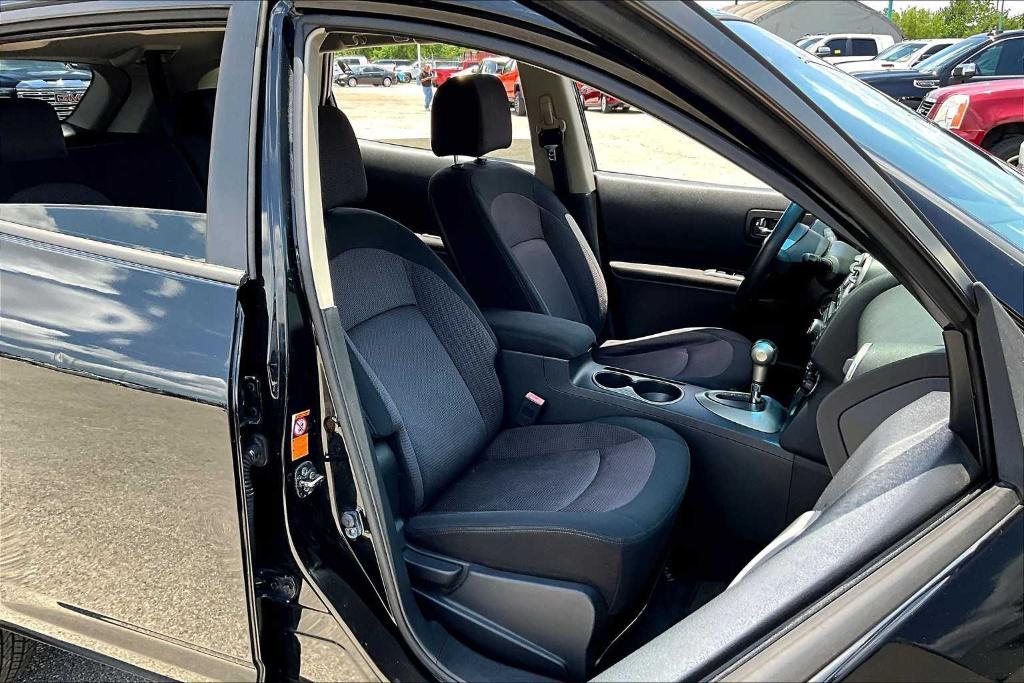used 2009 Nissan Rogue car, priced at $4,995