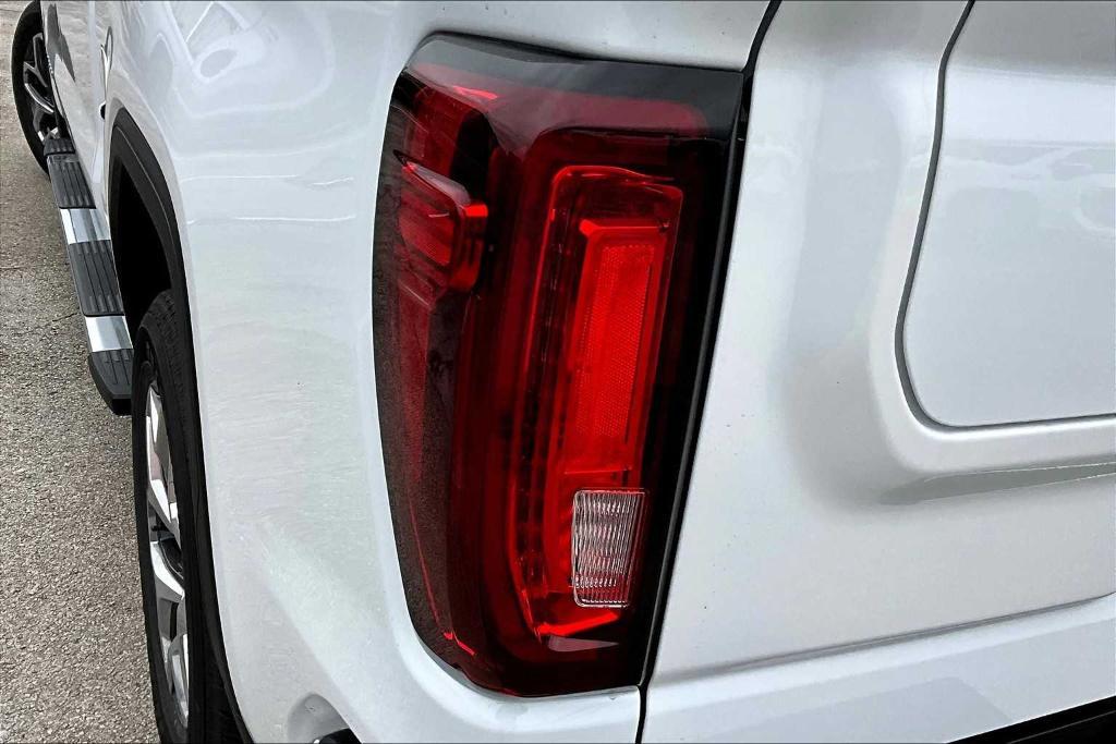 new 2025 GMC Sierra 1500 car, priced at $51,580
