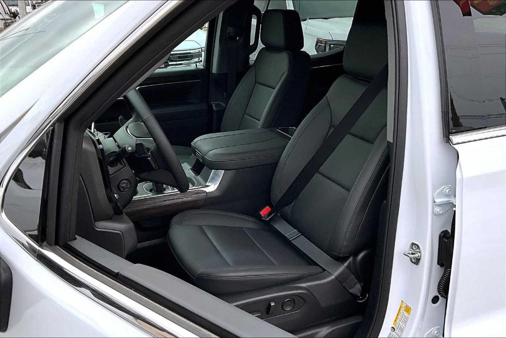 new 2025 GMC Sierra 1500 car, priced at $51,580