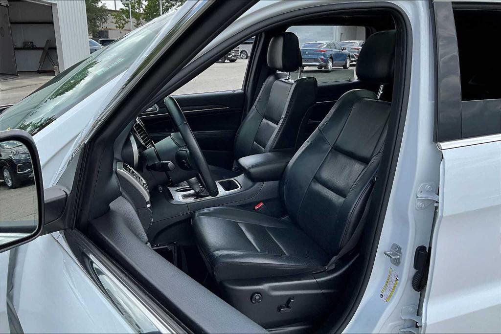 used 2019 Jeep Grand Cherokee car, priced at $17,994