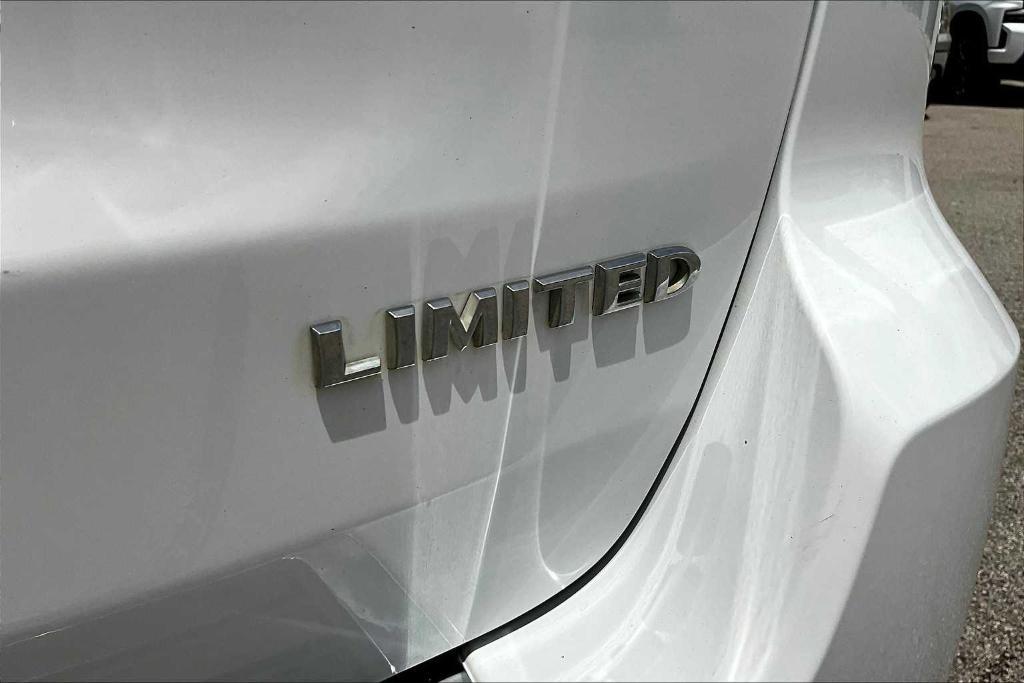 used 2019 Jeep Grand Cherokee car, priced at $17,994