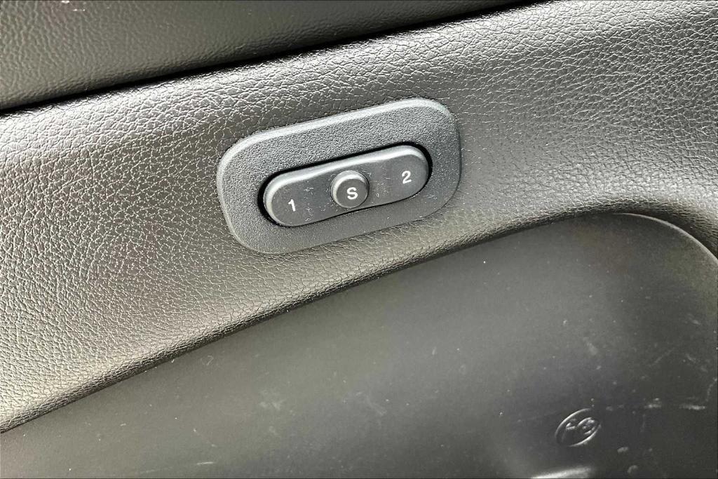 used 2019 Jeep Grand Cherokee car, priced at $17,994
