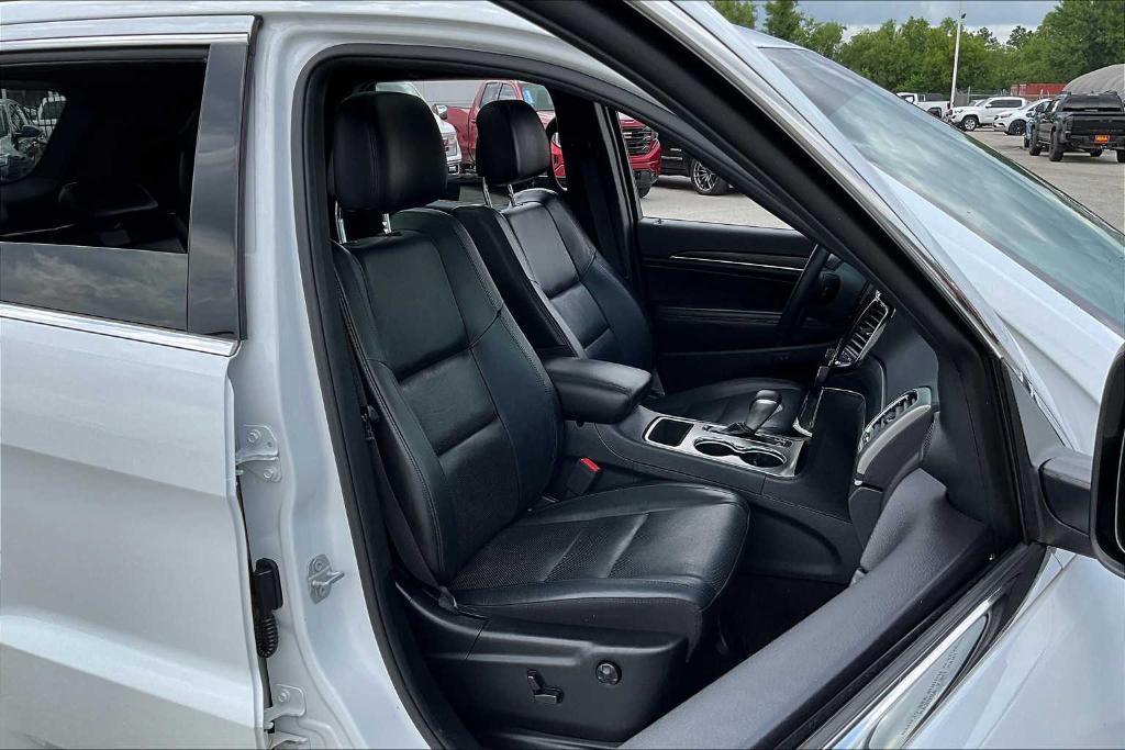 used 2019 Jeep Grand Cherokee car, priced at $17,994
