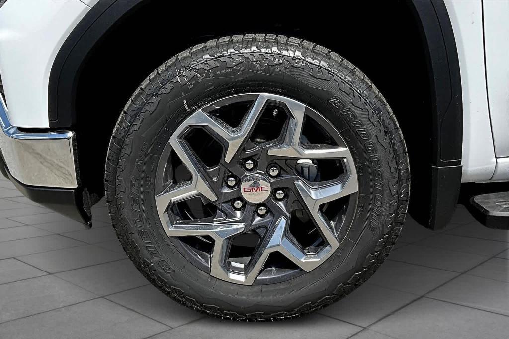 new 2025 GMC Sierra 1500 car, priced at $56,080