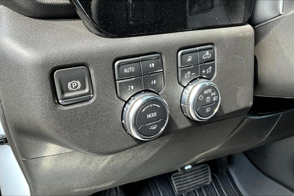 new 2025 GMC Sierra 1500 car, priced at $56,080