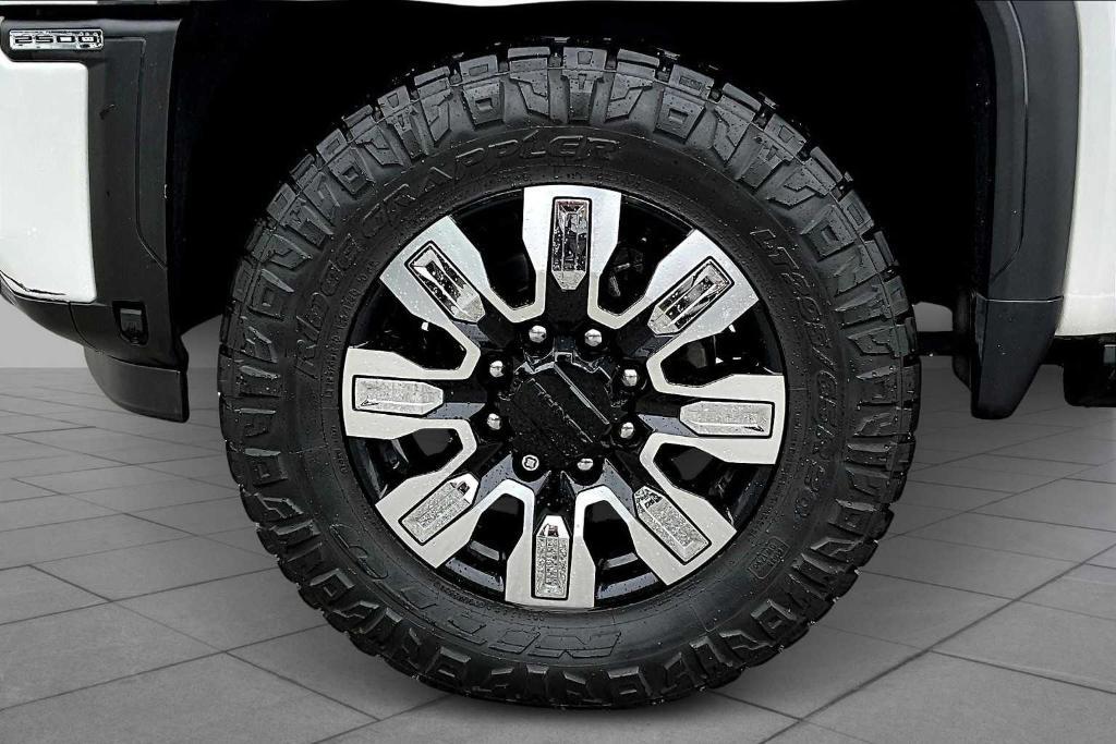 used 2024 GMC Sierra 2500 car, priced at $73,997