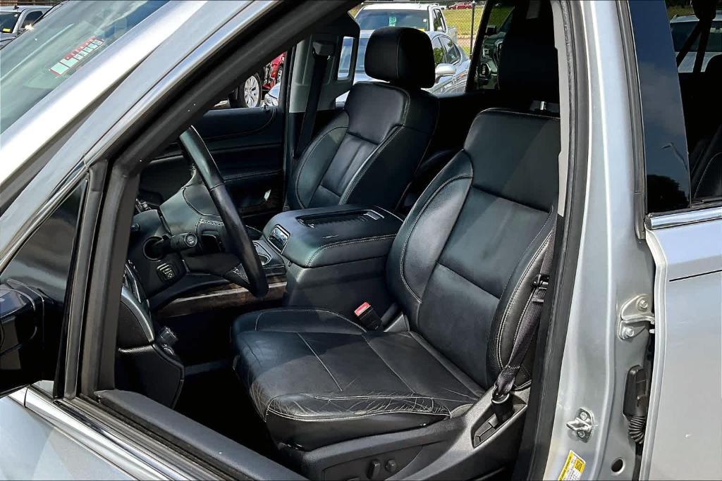 used 2015 Chevrolet Suburban car, priced at $16,149