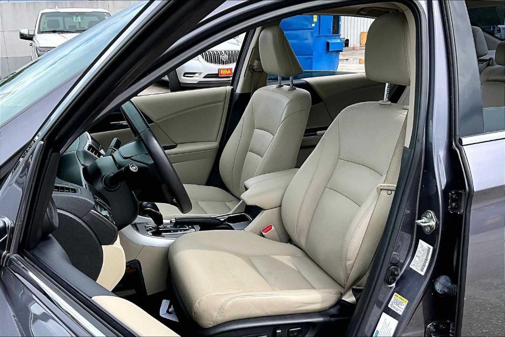 used 2015 Honda Accord Hybrid car, priced at $18,080