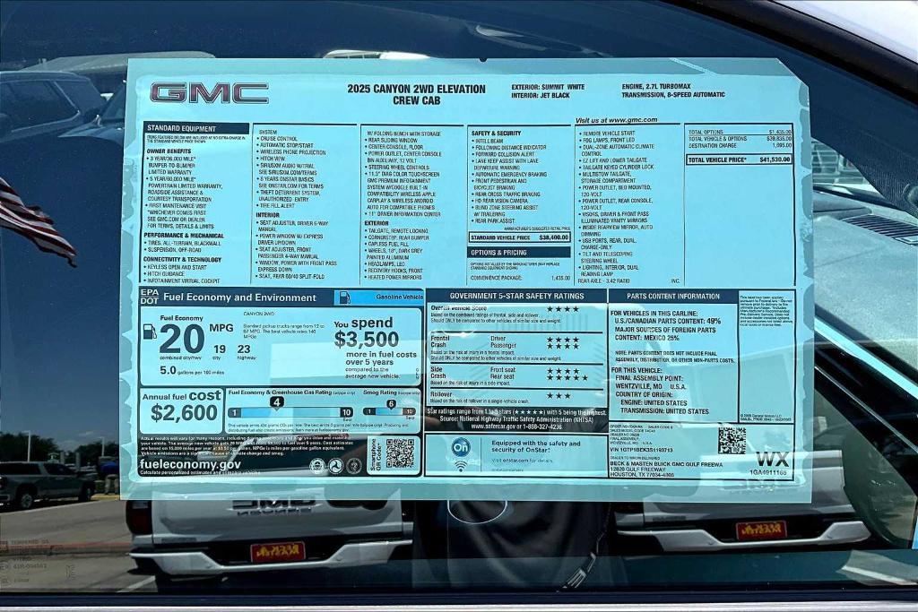new 2025 GMC Canyon car, priced at $39,030