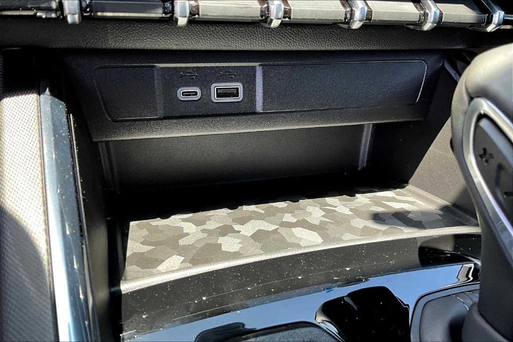 new 2025 GMC Canyon car, priced at $39,030