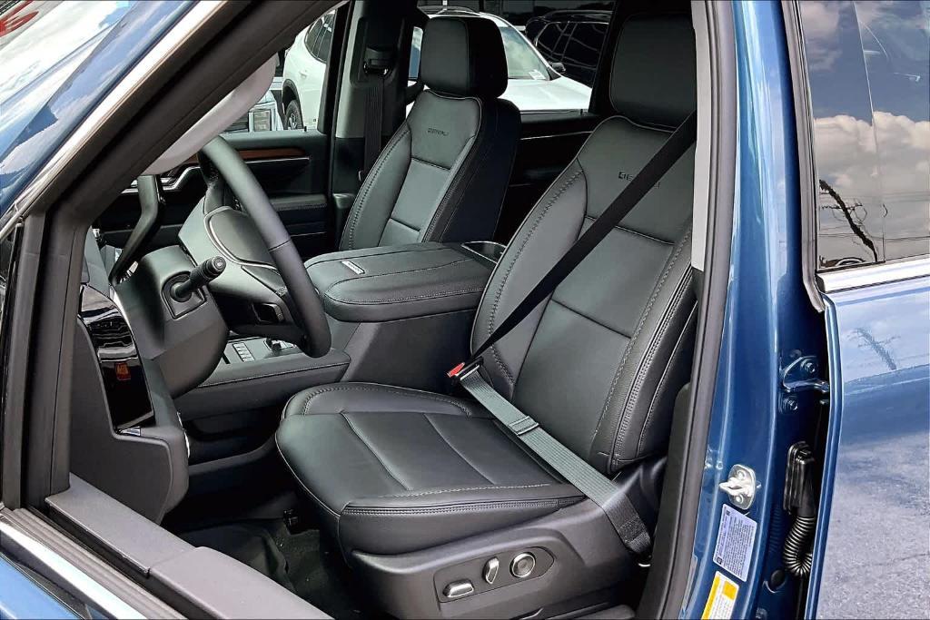 new 2025 GMC Sierra 2500 car, priced at $92,374