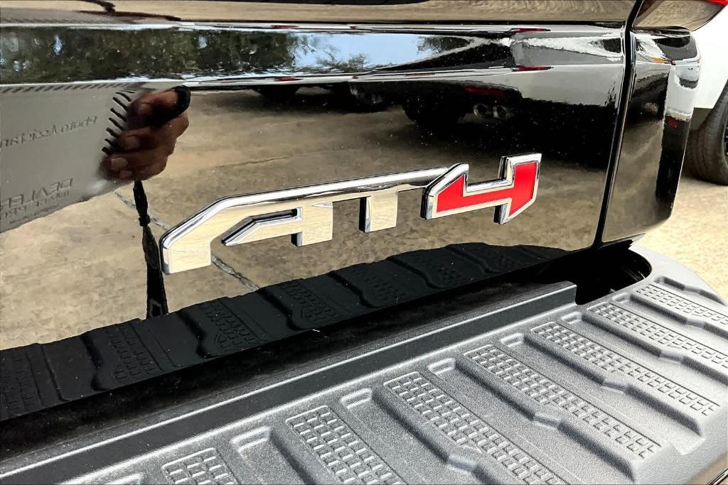 new 2025 GMC Sierra 1500 car, priced at $74,020