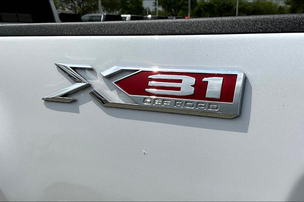 new 2025 GMC Sierra 2500 car, priced at $77,521