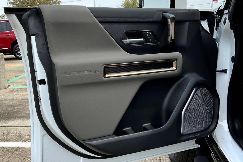 new 2025 GMC HUMMER EV Pickup car, priced at $105,790