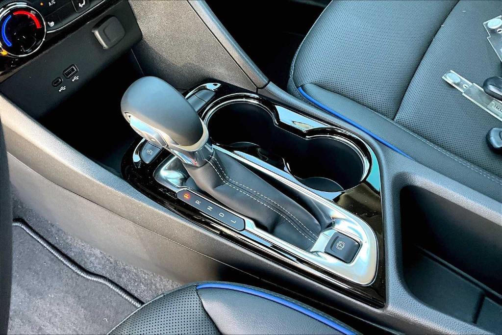 new 2025 Buick Encore GX car, priced at $30,385