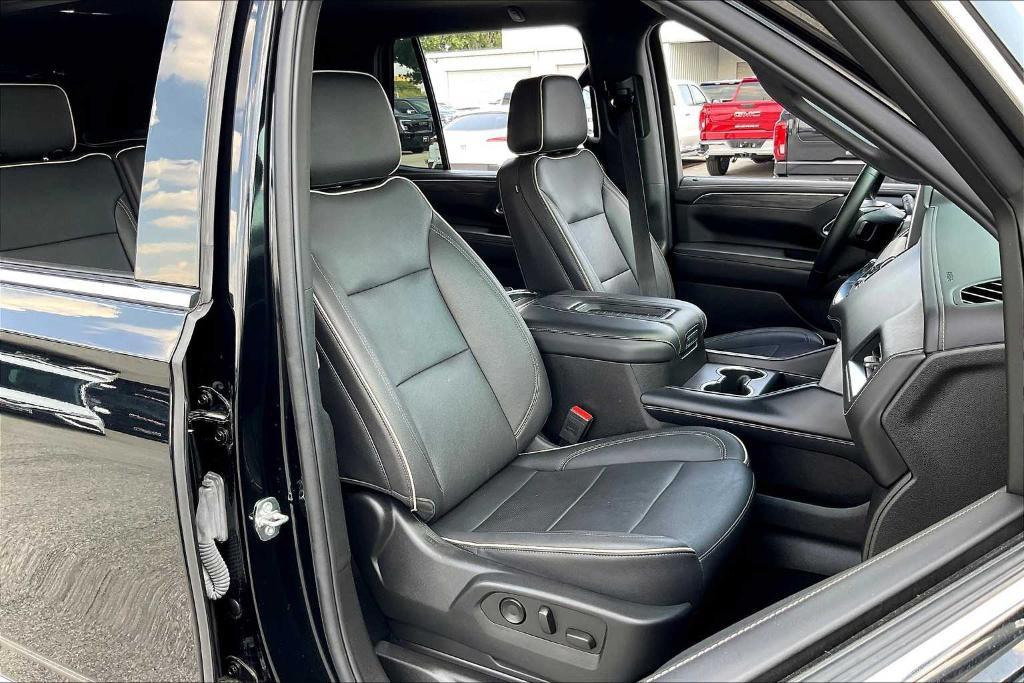 used 2023 GMC Yukon car, priced at $50,630