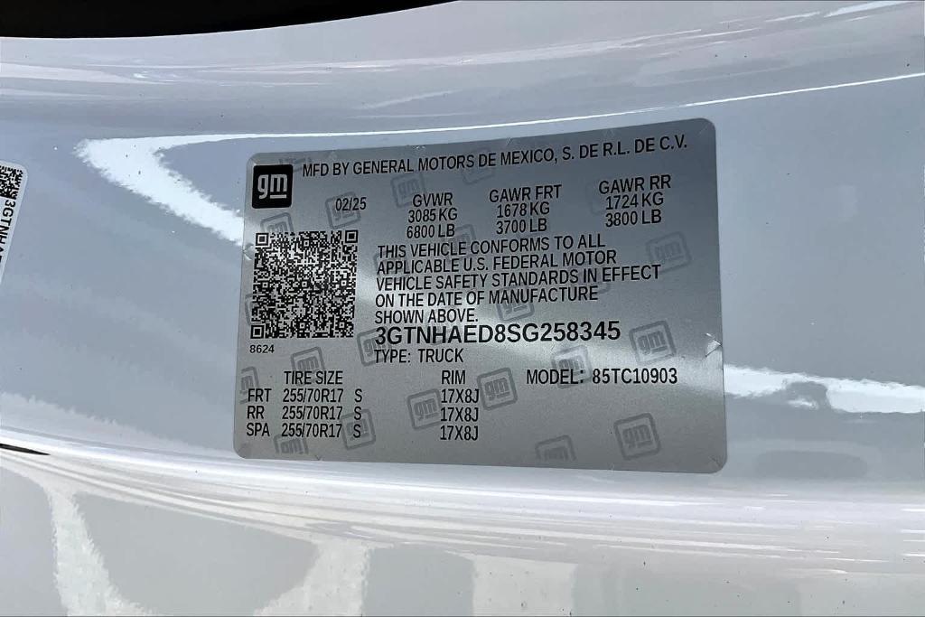 new 2025 GMC Sierra 1500 car, priced at $40,095