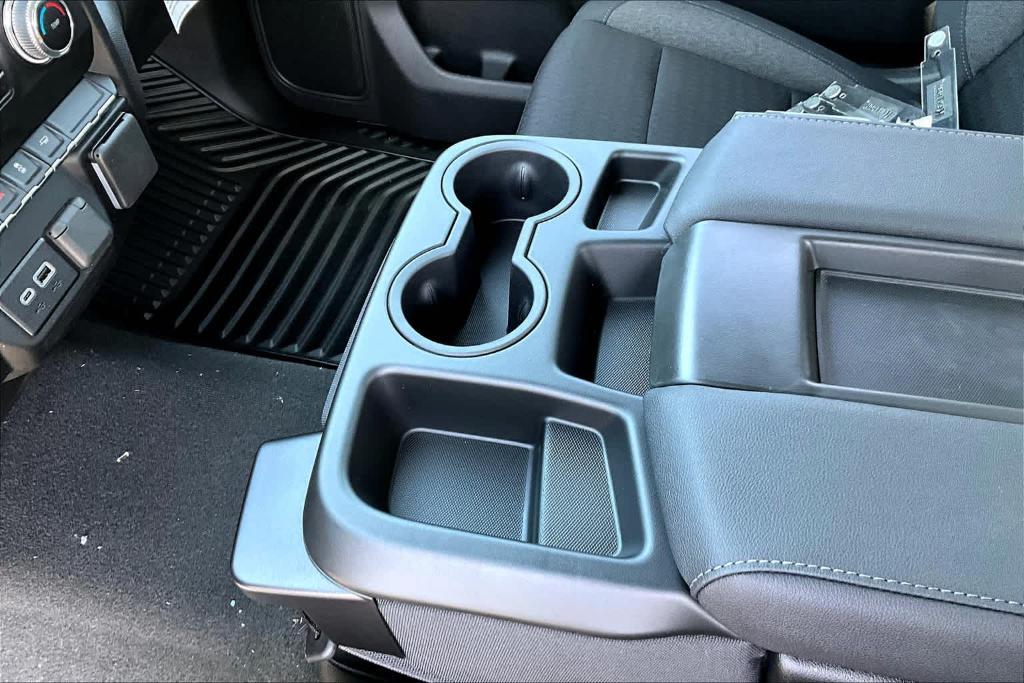 new 2025 GMC Sierra 1500 car, priced at $40,095