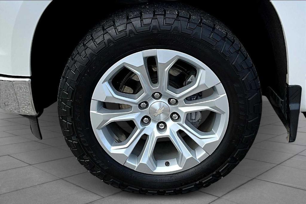 used 2022 Chevrolet Silverado 1500 car, priced at $46,859