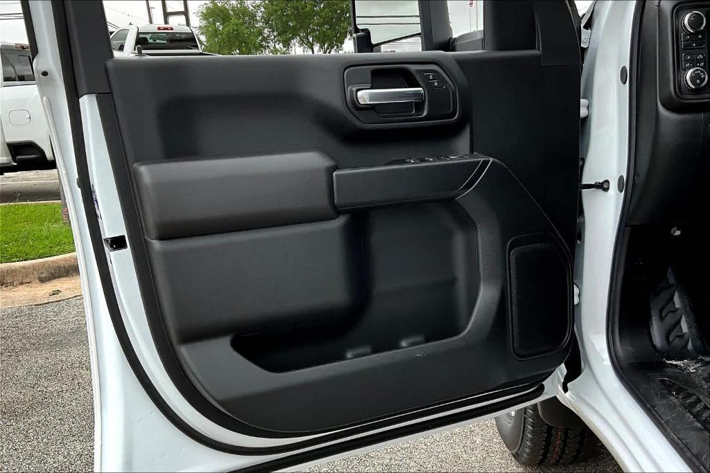 new 2025 GMC Sierra 2500 car, priced at $50,688