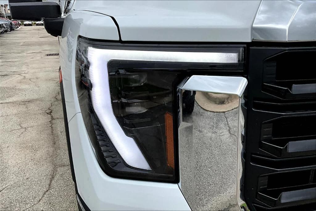 new 2025 GMC Sierra 2500 car, priced at $50,688