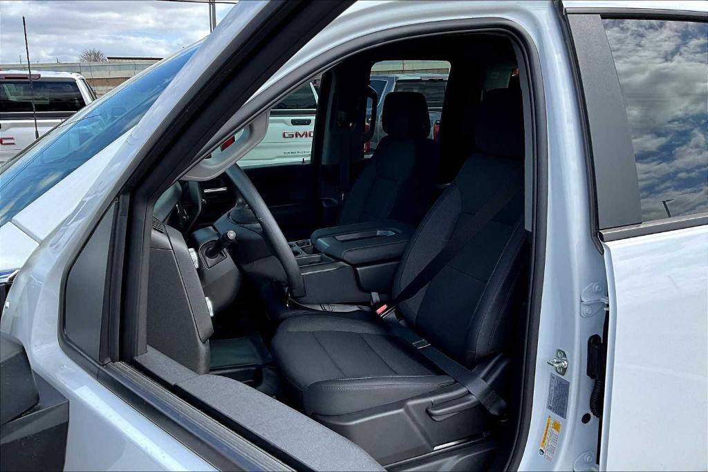 new 2025 GMC Sierra 2500 car, priced at $50,512