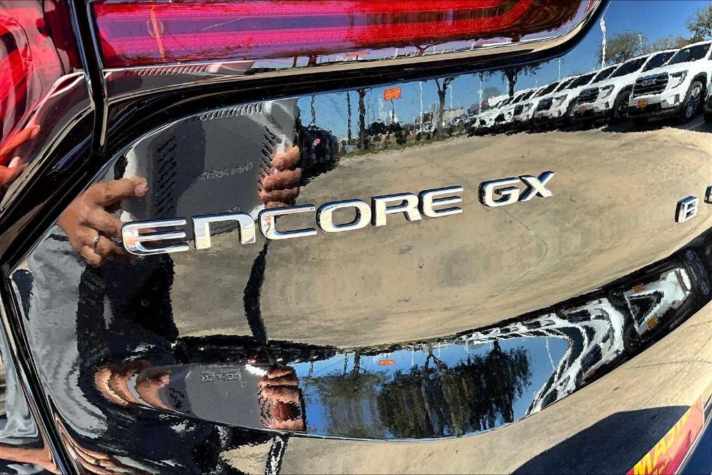 new 2025 Buick Encore GX car, priced at $30,385