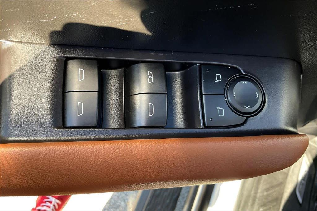 used 2023 GMC Canyon car, priced at $39,997