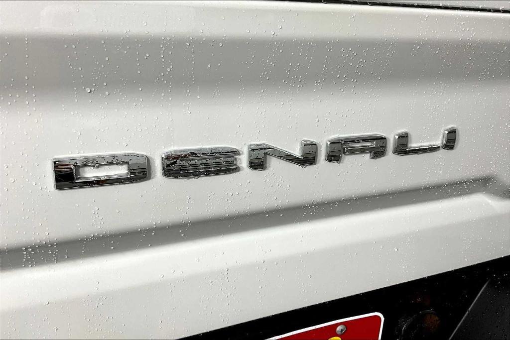 used 2025 GMC Sierra 2500 car, priced at $86,977