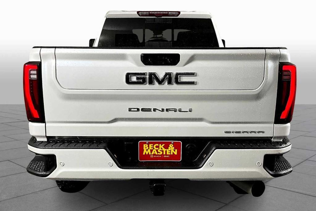 used 2025 GMC Sierra 2500 car, priced at $86,977