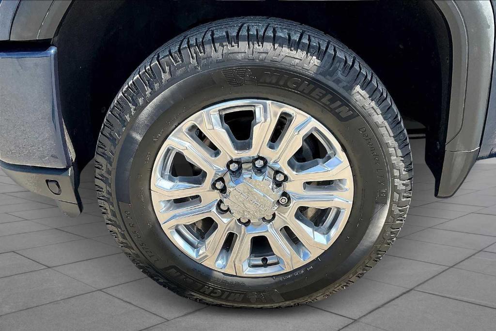 used 2020 GMC Sierra 2500 car, priced at $46,497