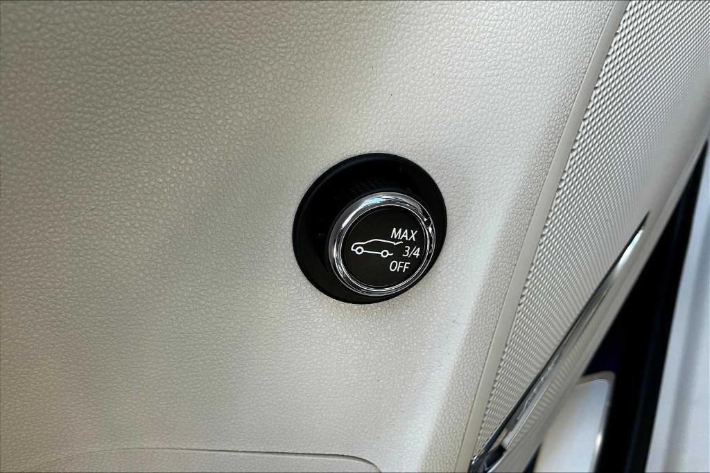 used 2023 Buick Envision car, priced at $28,943