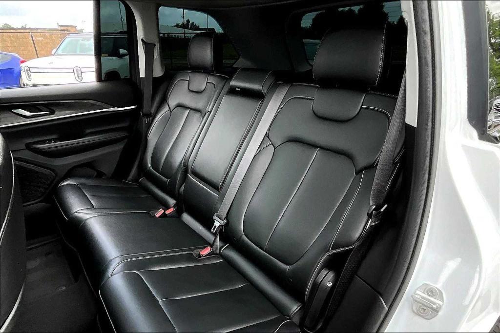 used 2024 Jeep Grand Cherokee car, priced at $39,980