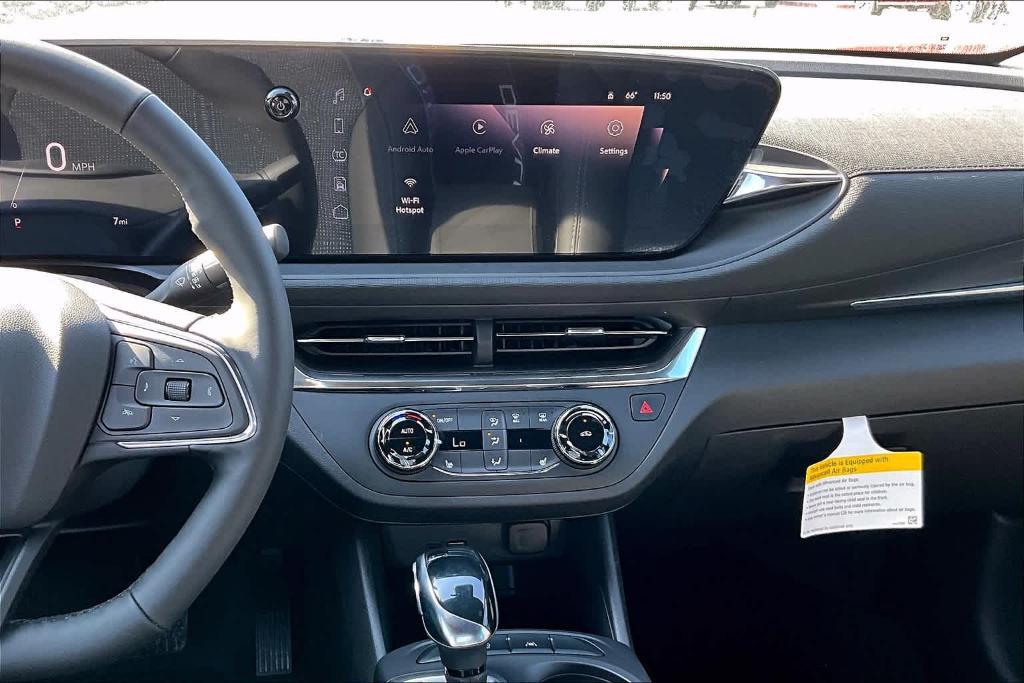 new 2025 Buick Envista car, priced at $26,385
