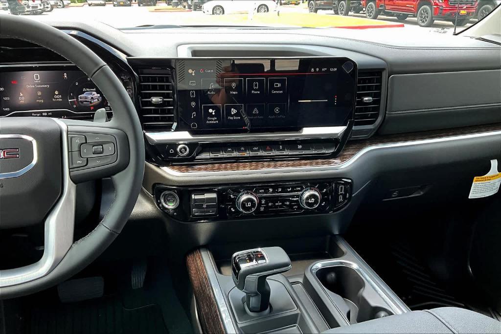 new 2025 GMC Sierra 1500 car, priced at $47,315