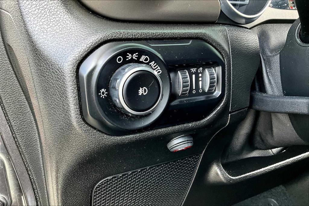 used 2018 Jeep Wrangler Unlimited car, priced at $26,723