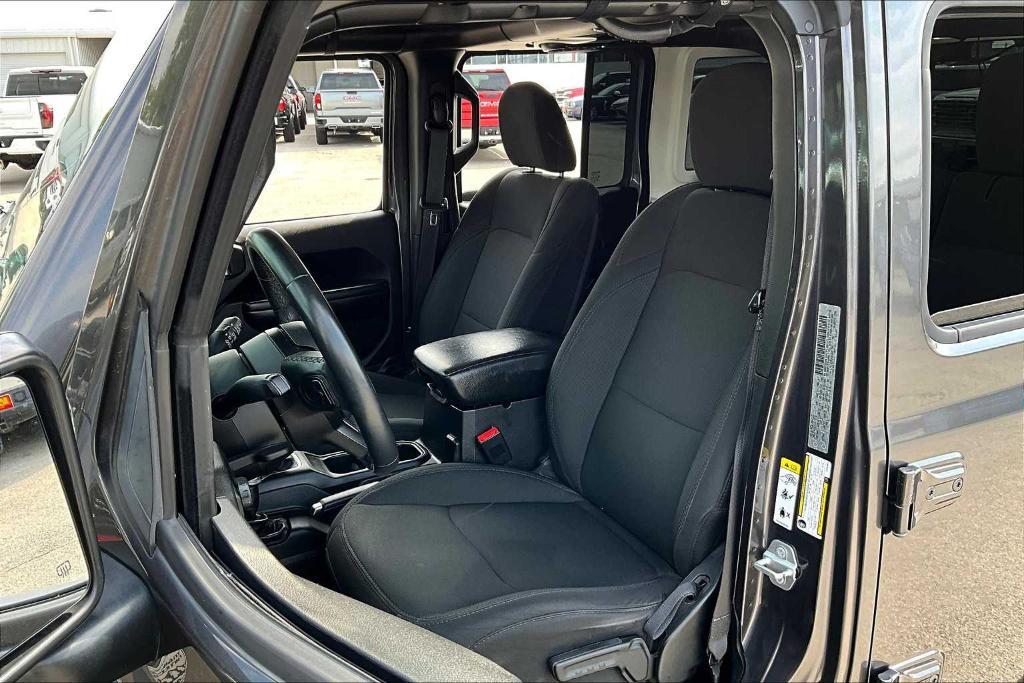 used 2018 Jeep Wrangler Unlimited car, priced at $26,723