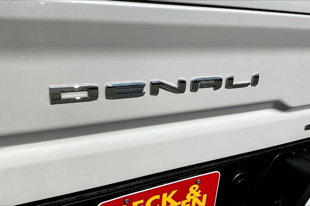 used 2024 GMC Sierra 2500 car, priced at $77,390