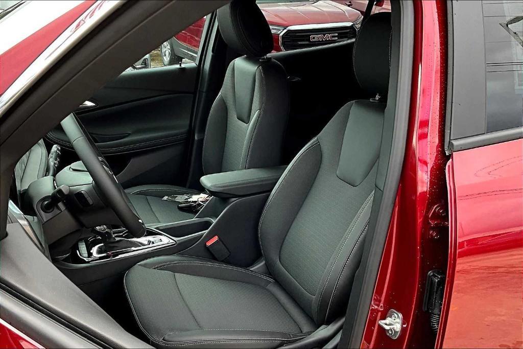 new 2025 Buick Encore GX car, priced at $29,220