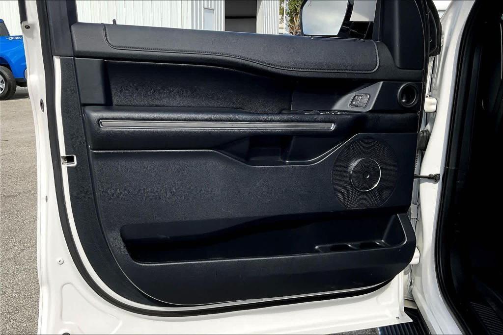 used 2019 Ford Expedition car, priced at $24,797