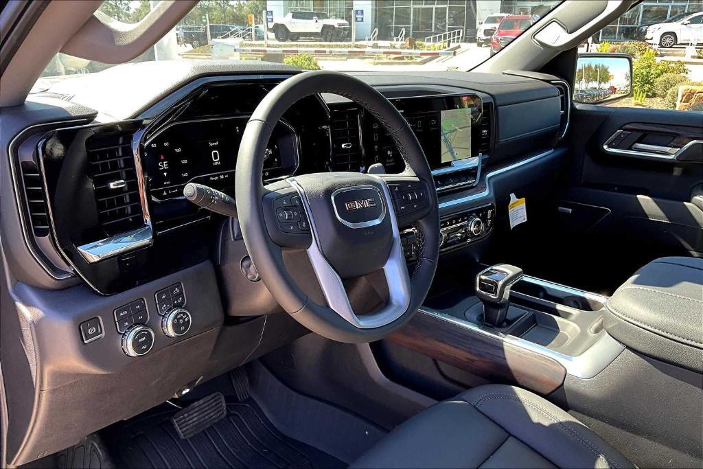 new 2025 GMC Sierra 1500 car, priced at $54,640