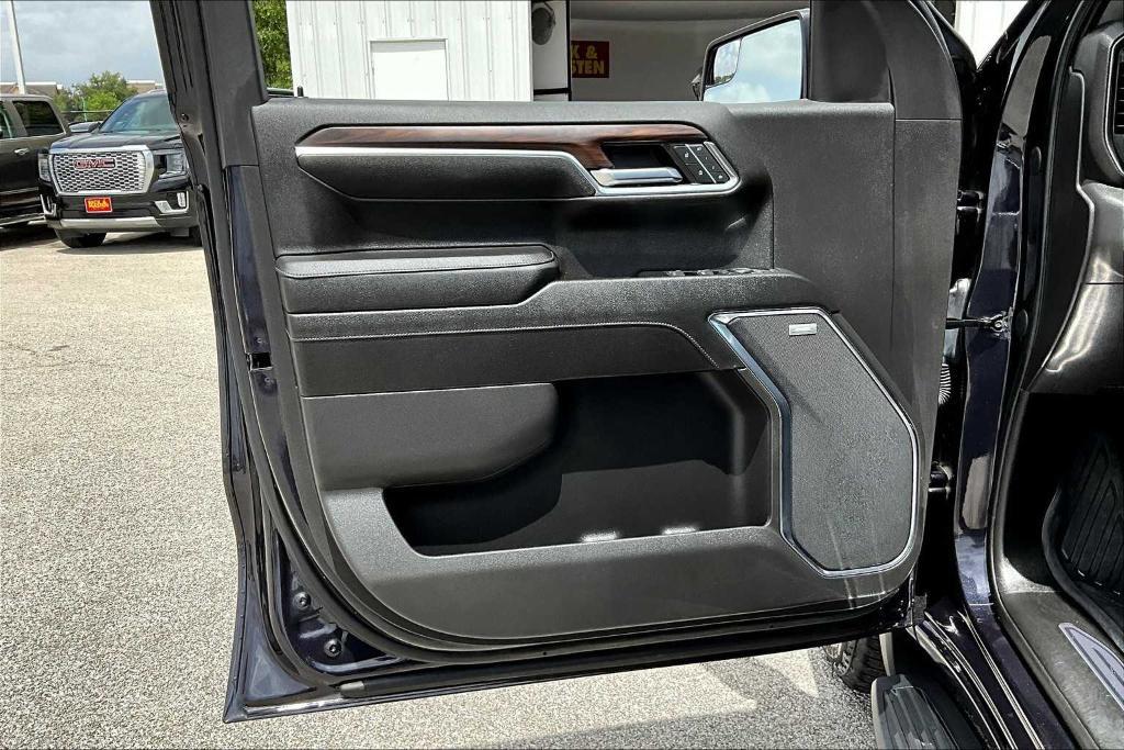 used 2023 GMC Sierra 1500 car, priced at $49,446
