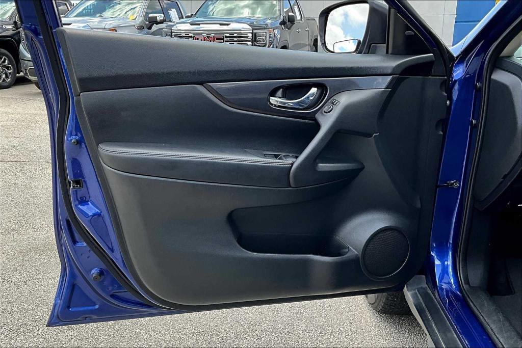 used 2018 Nissan Rogue car, priced at $12,280