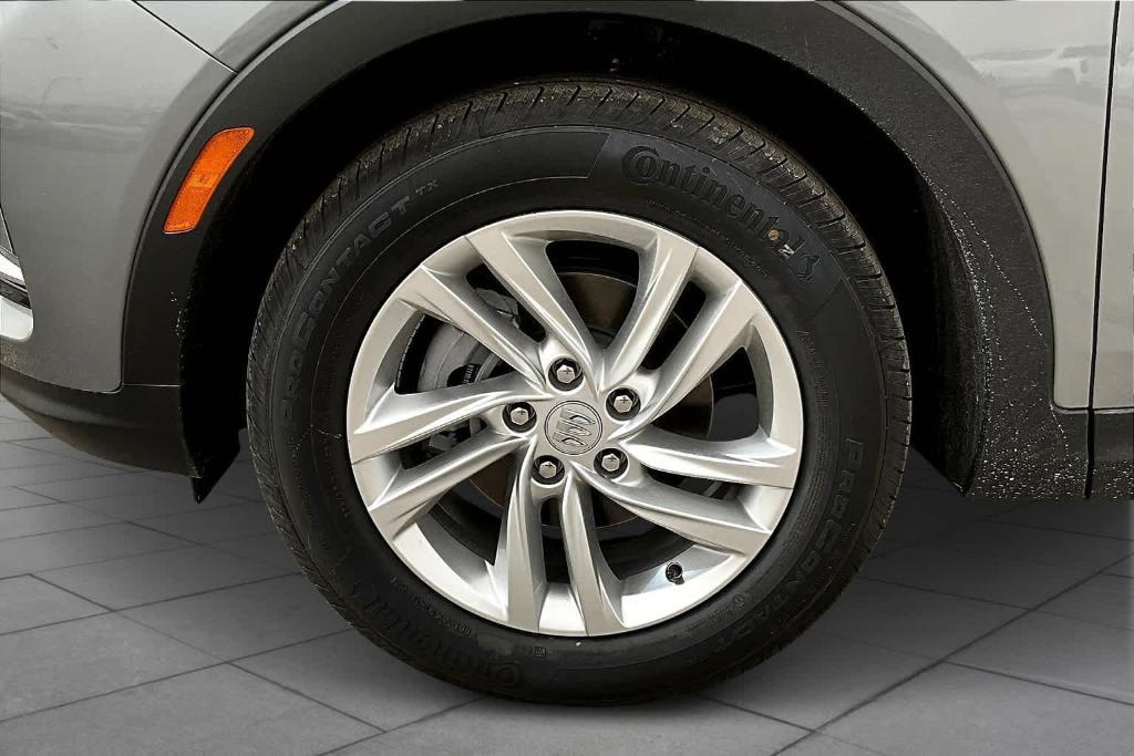 new 2025 Buick Envista car, priced at $28,025