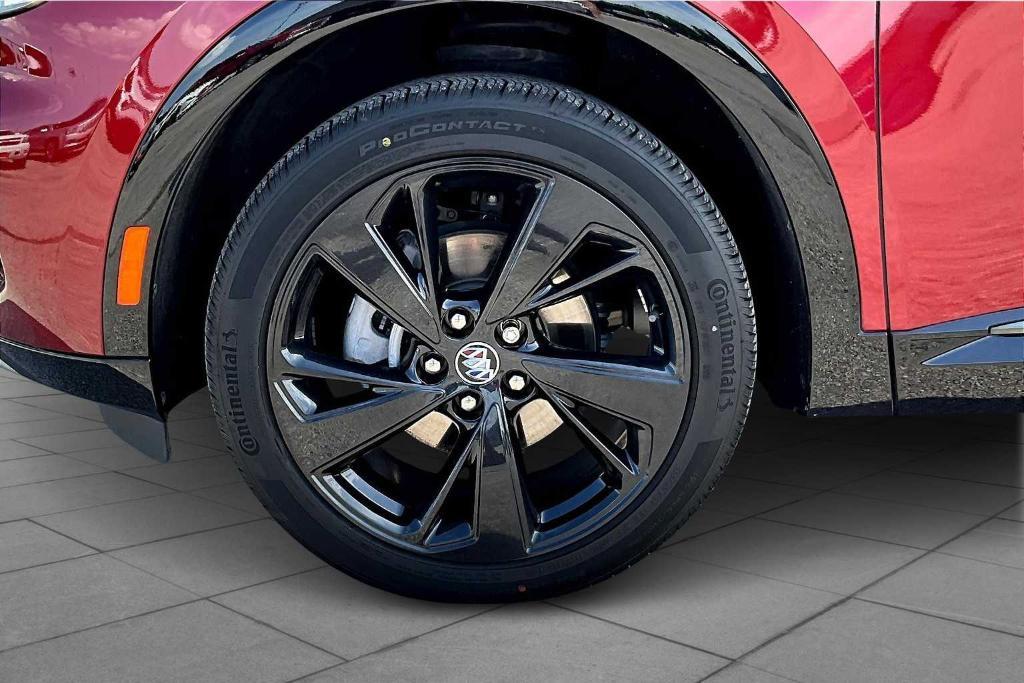 used 2023 Buick Envision car, priced at $28,081