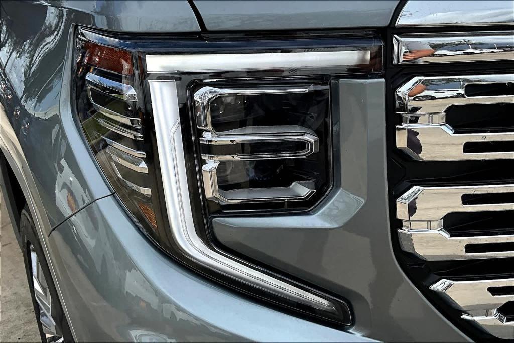 new 2025 GMC Sierra 1500 car, priced at $71,125