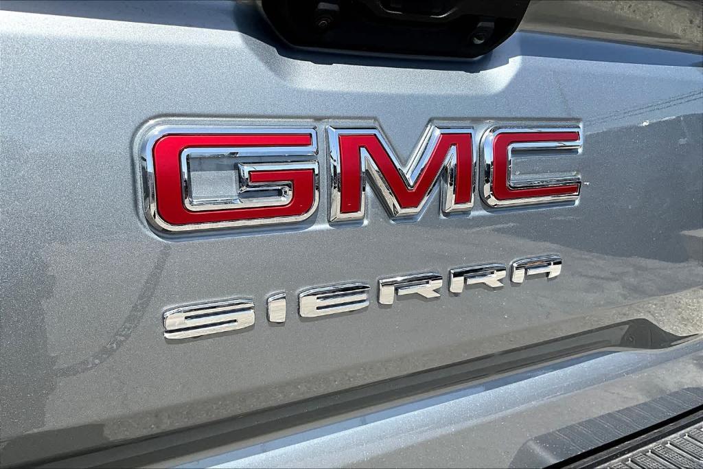 new 2025 GMC Sierra 1500 car, priced at $41,680