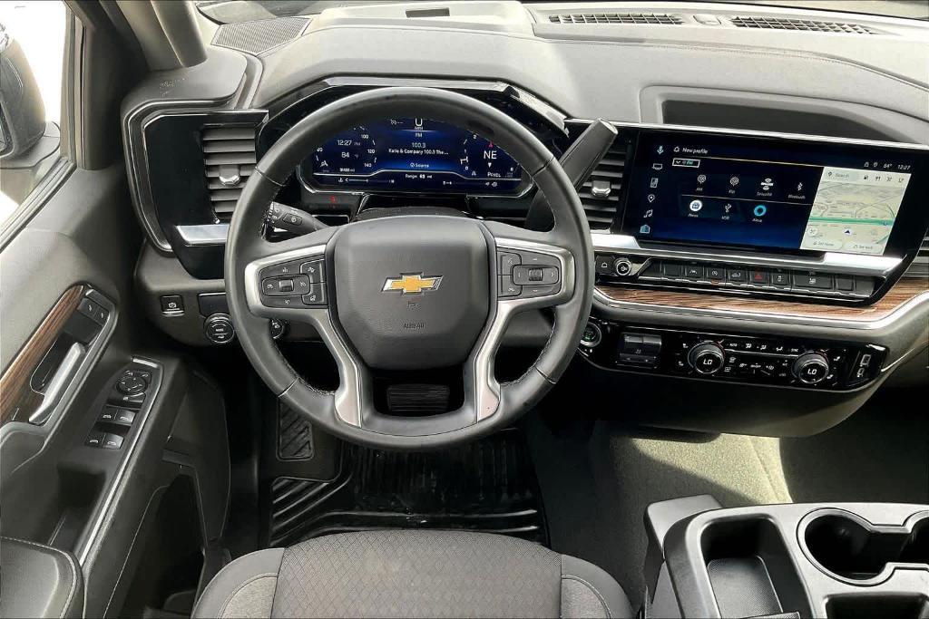 used 2025 Chevrolet Silverado 1500 car, priced at $39,644