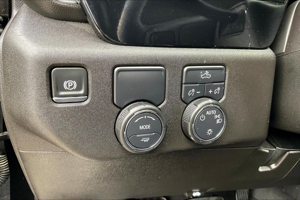 used 2025 Chevrolet Silverado 1500 car, priced at $39,644