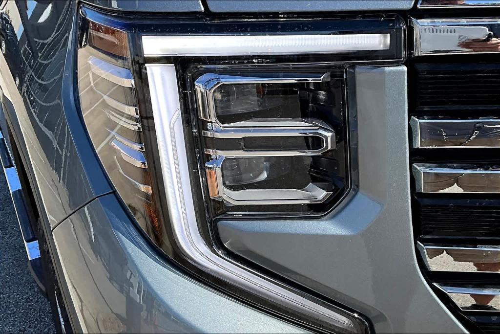 new 2025 GMC Sierra 1500 car, priced at $55,875